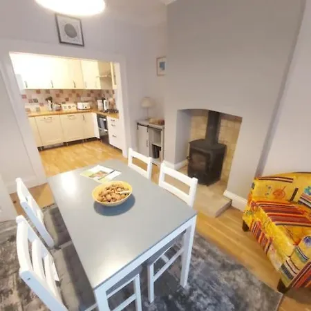 Charming 2 Double Bed Cottage Style House Bristol Exterior photo